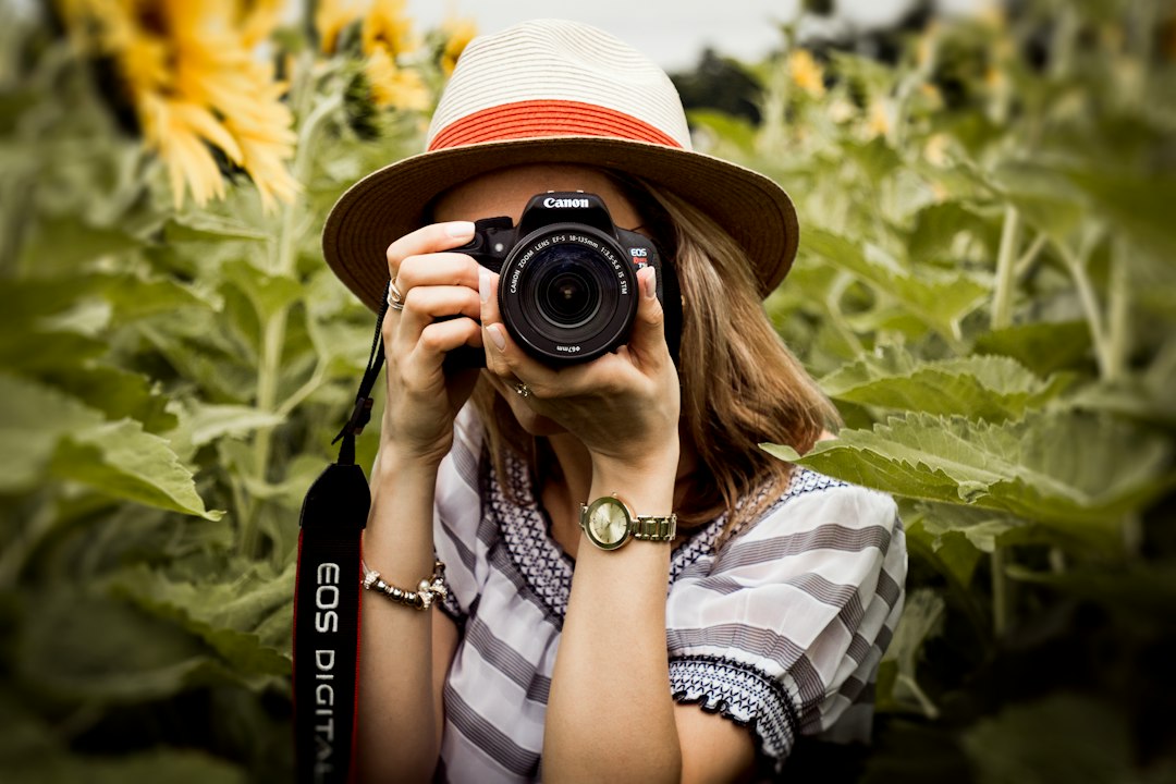 Dating Profile Photography Tips: